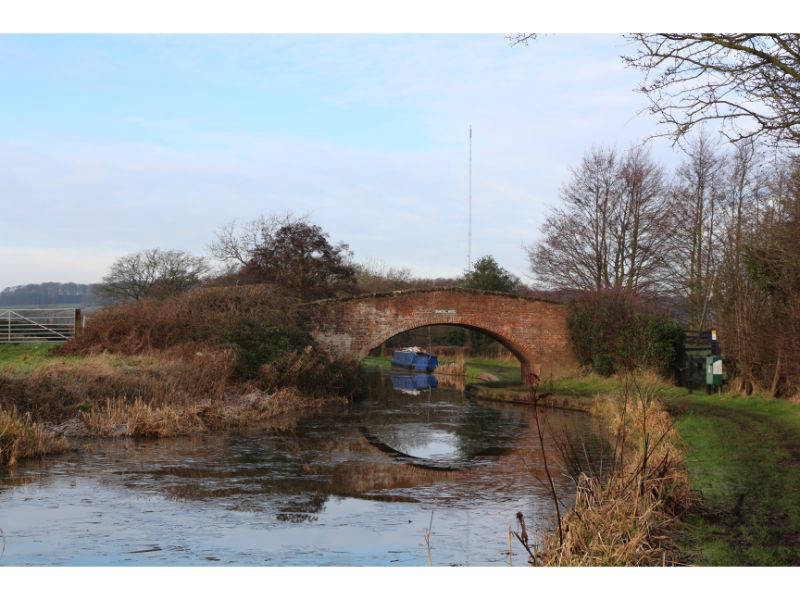 Dunstall Bridge and Lichfield TV Transmitter